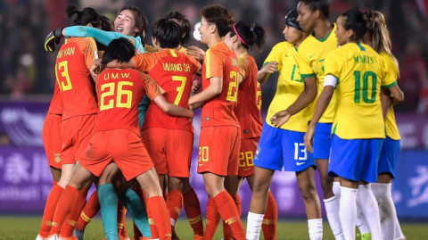 女足法国VS巴西比分预测：6年不败金身遭遇新生代冲击，谁能笑到最后？