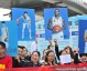 天山飞虎十五载圆梦总冠军 乌鲁木齐万人空巷迎王者