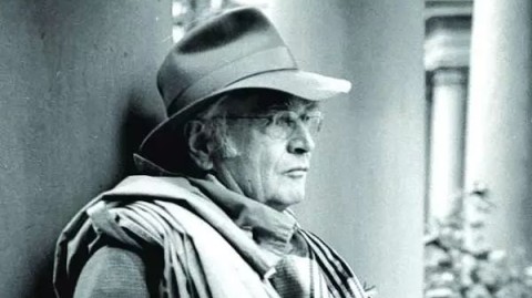 标题（30字以内）：阿奇-格雷力挺金斯基：强者心态能挺过去