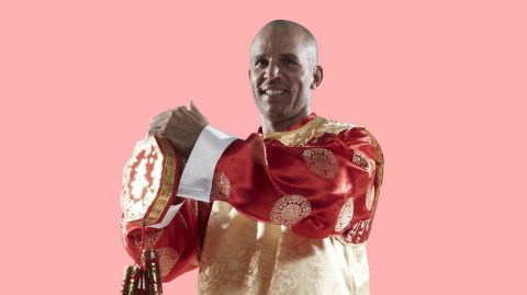 匹克群星给中国球迷拜个早年