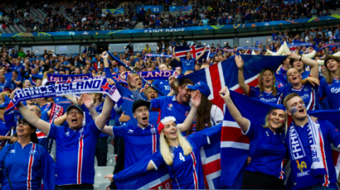 英格兰VS冰岛！500场里程碑+晋级压力，三狮军团客场能否锁定直通票？——世预赛前瞻